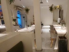 -春树下·树屋花房西餐厅(罍街AS1980店)