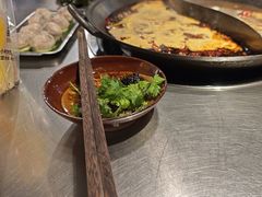 -鹿鸣山草本茶香火锅(园西路店)