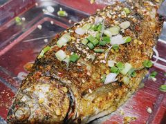 烤鲫鱼-刘三姐特色烤豆花·宜宾烧烤·把把烧(万年场店)