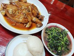 -芦茨金富饭庄·25年老字号·专做稻草鸡