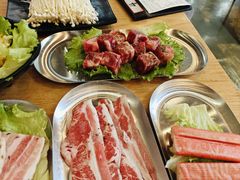 -滋滋烤肉(解放路创客店)