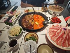 -伍师兄市井火锅(东部星悦天地店)