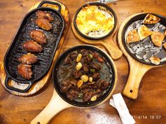 -老东镇啤酒屋海鲜加工·蒸汽海鲜·海鲜烧烤(台东店)