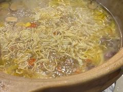-威邵鸡煲(西华路总店)