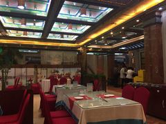 大堂-鹊华居·地道鲁菜·海鲜·融合味(大明湖店)