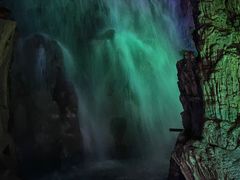 -泰安地下龙宫景区