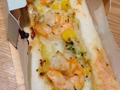 -星巴克臻选(上海虹桥新天地三店)