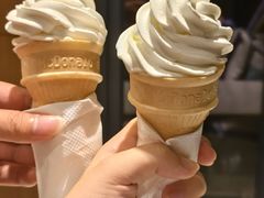 圆筒冰淇淋-麦当劳(布吉罗岗路店)