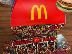 -麦当劳(展览路店)