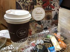 -VENCHI 闻绮(北京国贸商城店)