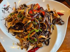 -小厨子私房菜·云南美食店