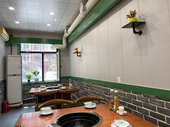 大堂-满兴咱妈烀饼铁锅炖(兰州北街店)