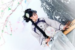 -九月鹰飞汉服摄影工作室