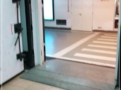 -上海青浦宝龙广场-地下停车场