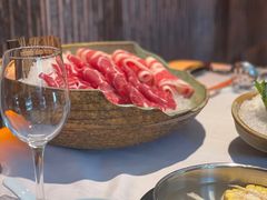 -泓炙颐凤鲜海鲜火锅料理(桐乡店)