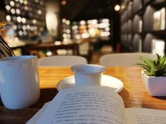 -阅西安新华书店(翠华南路店)