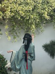 -一揽芳华汉服旗袍体验馆(拙政园店)