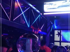 -UP嘻哈酒吧(粉巢店)