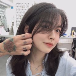 -COMO SALON 烫染可茉发型