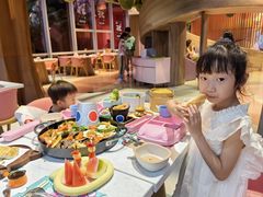 -水桶王国主题餐厅·聚会·生日派对·亲子活动·家庭套餐(亚龙湾希尔顿店)