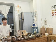 -雀食面包店(钟楼店)