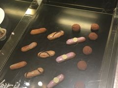 -圣丰索菲特·2 On 988 Café 自助餐厅