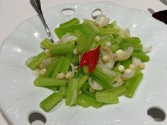 西芹水三鲜-香雪海饭店中餐厅(人民桥店)