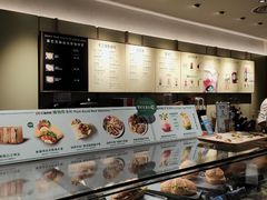 -星巴克臻选(上海中环广场2F店)
