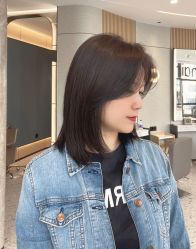 -HAIR CORNER