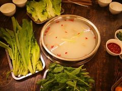 -巴山一绝烤全羊(三圣乡刘家花园店)