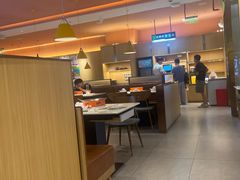 -小鱼小牛(世欧广场店)