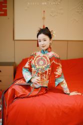 -Lady  Jane高端婚纱礼服馆