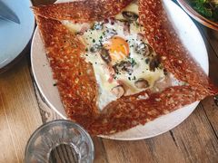 鸡蛋蘑菇熏肉荞麦可丽饼-RAC BAR(安福路店)