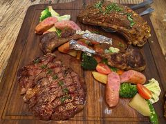 -SISTERS BAR RESTAURANT川意酒馆(嘉善老市H楼店)
