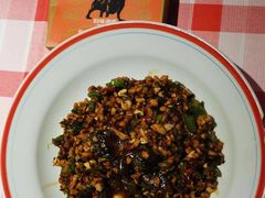 -韵味湘肴·小炒黄牛肉(五一广场美食地标店)