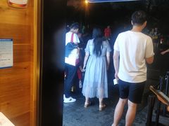 -茶颜悦色(嘉顿一楼吉时赏味游园会店)