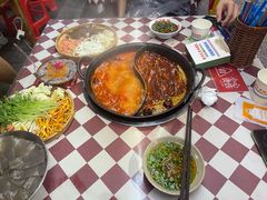 -赵美丽·重庆社区火锅·直营店(火车东站·中豪国际店)