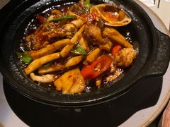 -穹六人间 people 6(岳阳路店)