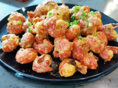 咸蛋黄焗虾球-一棠龙虾(徐家汇城开YOYO店)