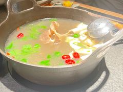 -三出山火锅(南京万象天地店)