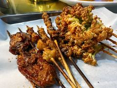 -霸气大叔干锅鸭头·龙虾烧烤·川菜·赛事直播(三里屯店)