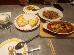 -菲滋意式餐厅(临平万达店)