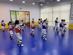 -金载勋跆拳道场(玲东花园店)