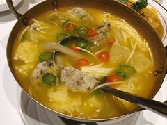 酸汤福丸-若蘭慈·无国界素食料理(欢乐海岸店)
