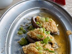 蒜蓉蒸鲍鱼-红月湾海鲜饭店•沙滩海景(双月湾店)
