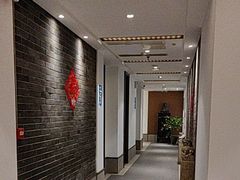 -梅花香里大酒店(郁金香路店)