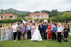 -花轿喜屋婚礼策划