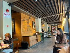 -星巴克(西藏路店)