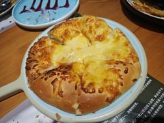米德特色奶酪包-米德维奇俄式西餐厅(西六道街店)