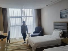 -兴芮温泉度假区